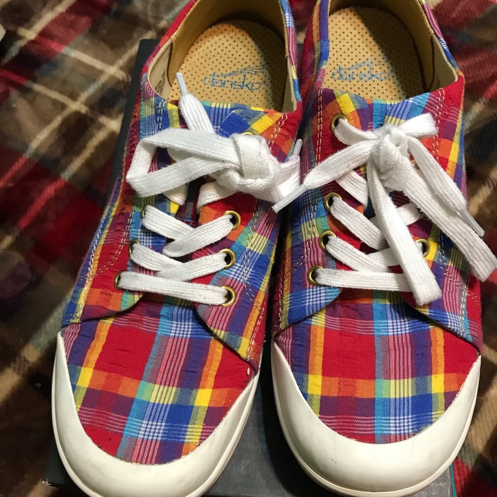 Red plaid Dansko Veda tennis’s